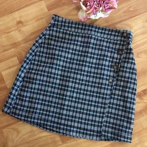 HOLLISTER SZ XS ultra high rise plaid mini skirt button accents stretchy